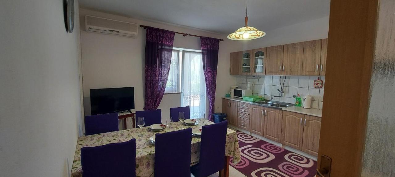 Hotel Danijel à Sveti Juraj Extérieur photo